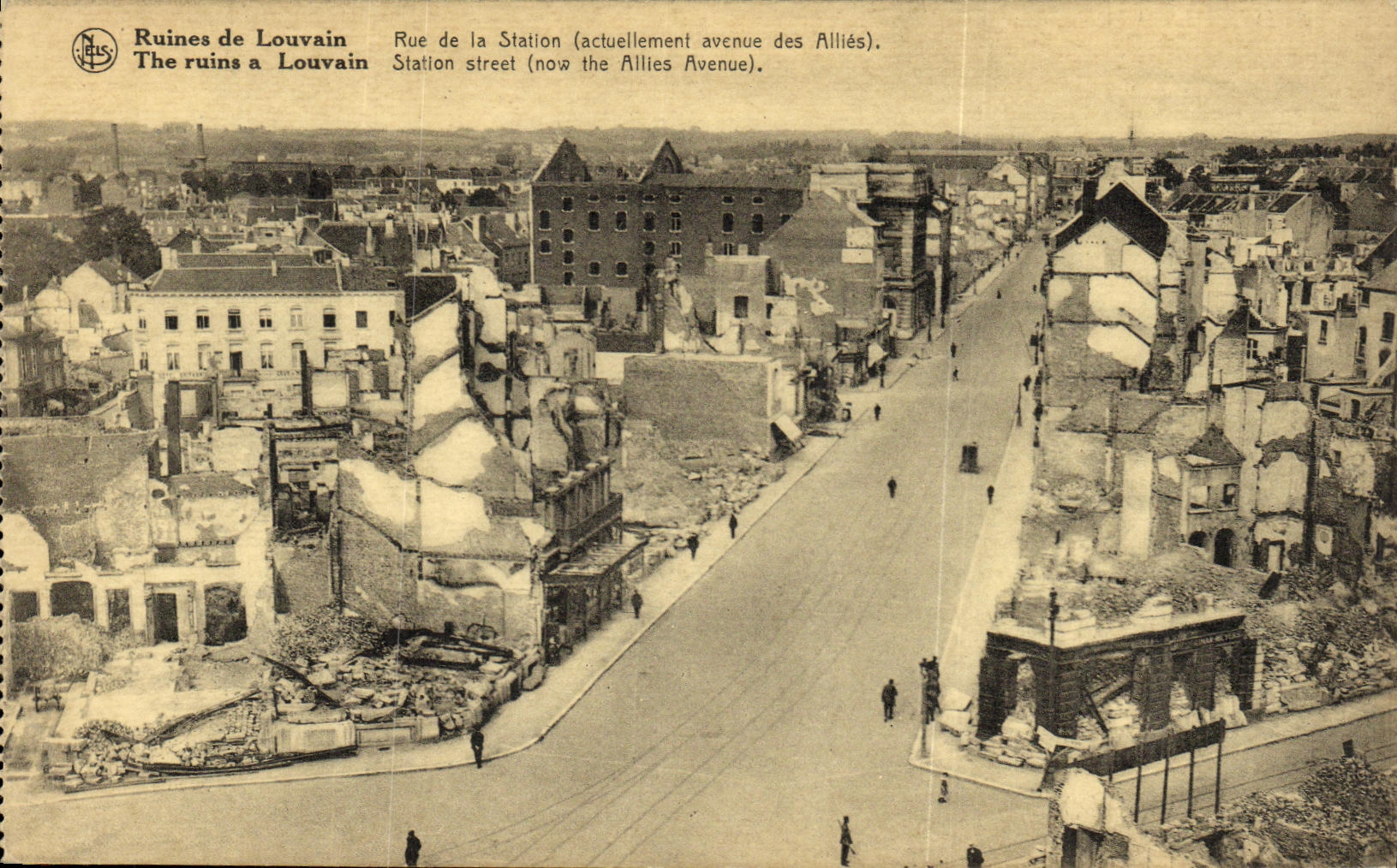 CPA Militaria Ruines de Louvain Rue de la Station Avenue des allies
