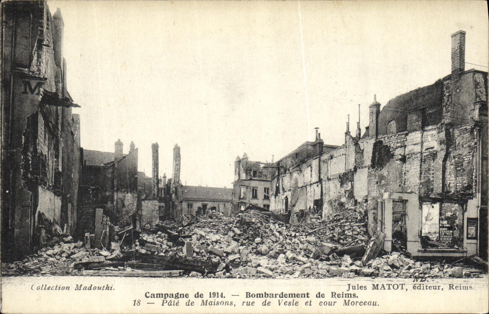 CPA Militaria Campagne de Bombardement de Reims