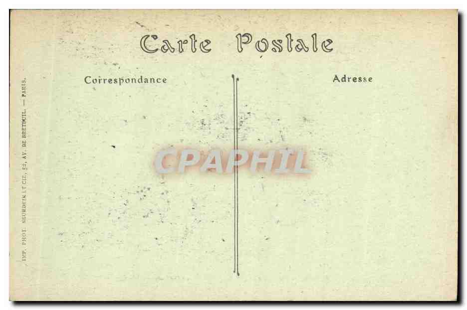 CPA Militaria Amiens Sacs de terre Protegeant le Portail central de la Cathedrale — Back