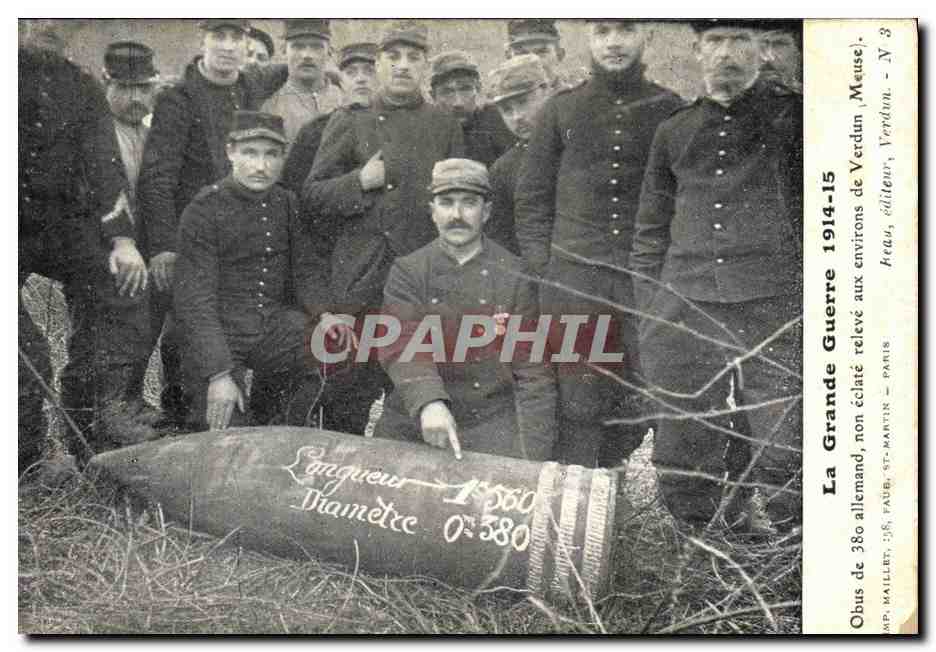 CPA Militaria La Grande Guerre Obus de 380 allemand Environs de Verdun 