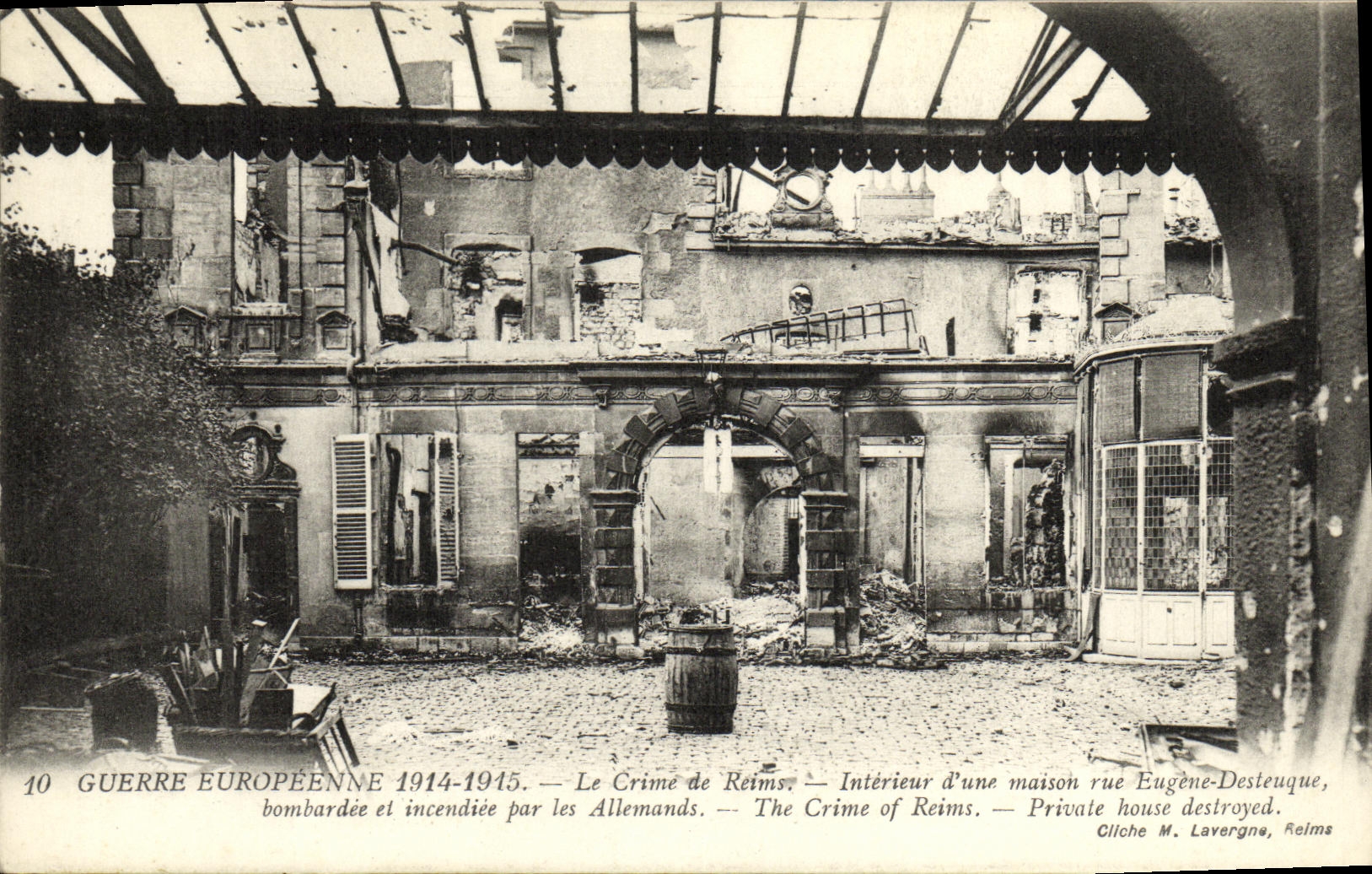 Reims — Intérieur d'une maison rue Eugène-Desteuque — Cliché M. Lavergne, Reims