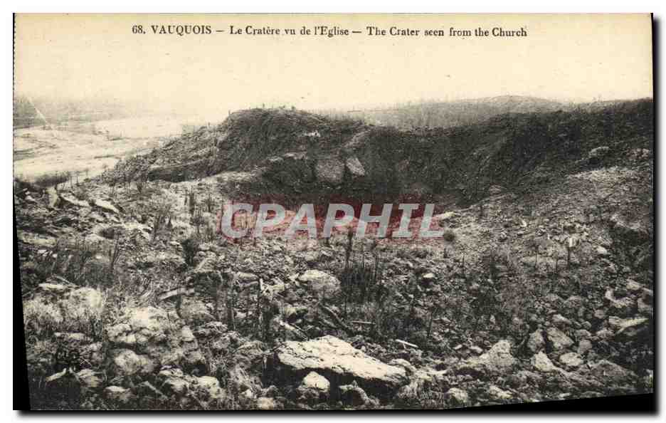 CPA Militaria Vauquois Le Cratere vu de l Eglise 