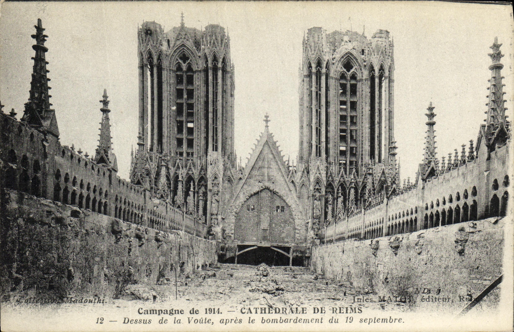 CPA Militaria Reims Campagne de 1914 Cathedrale 