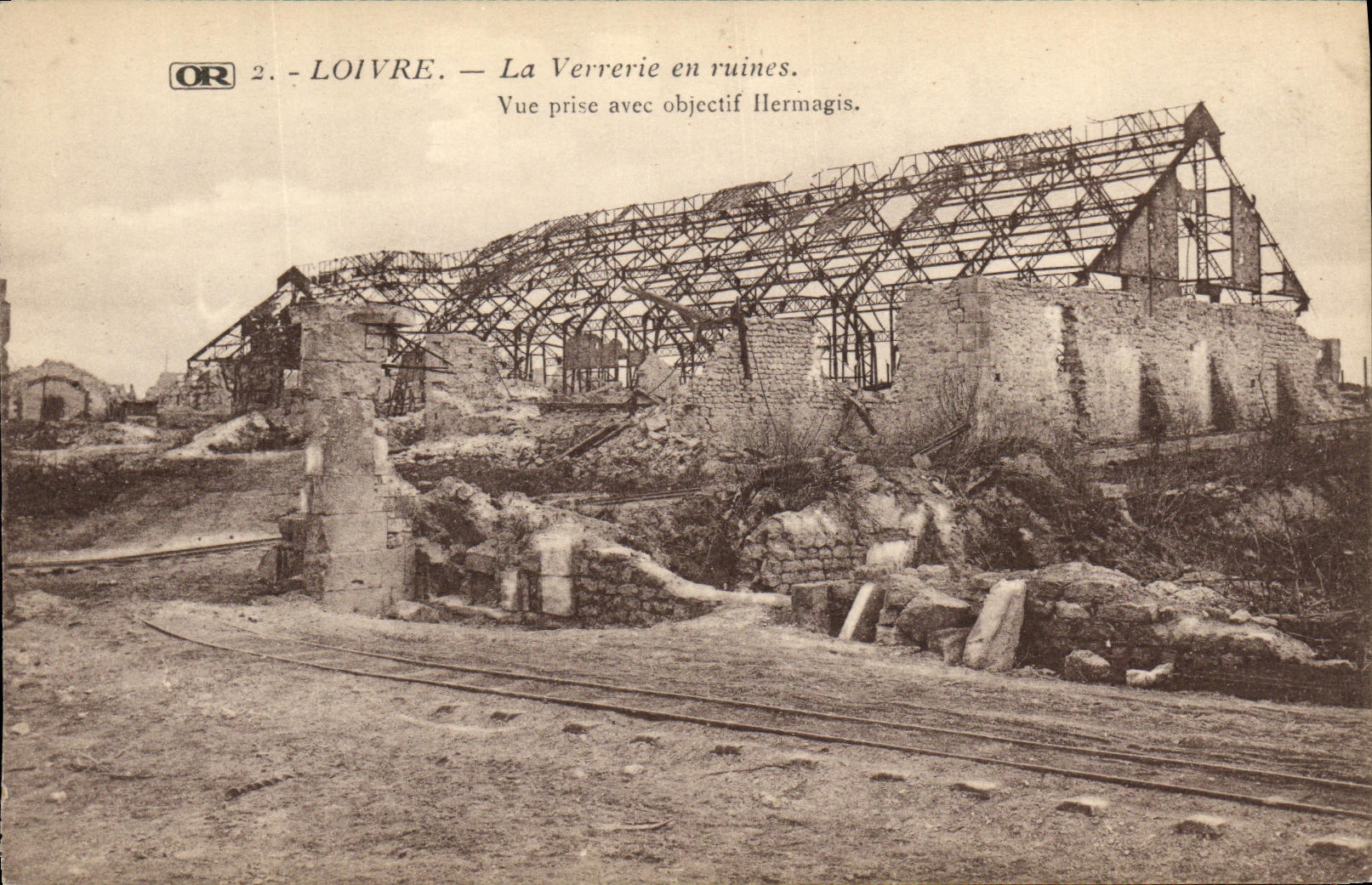 Loivre — La Verrerie en ruinas — Vista tomada con objetivo Hermagis