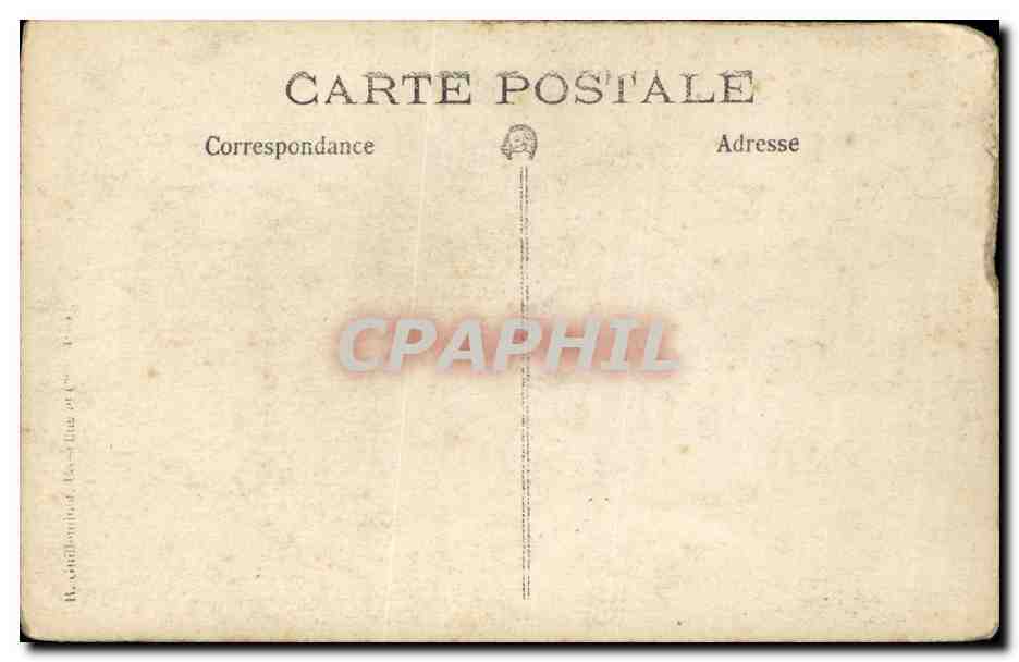 CARTE PHOTO Militaria Soldats dans un village en ruines — Rückseite
