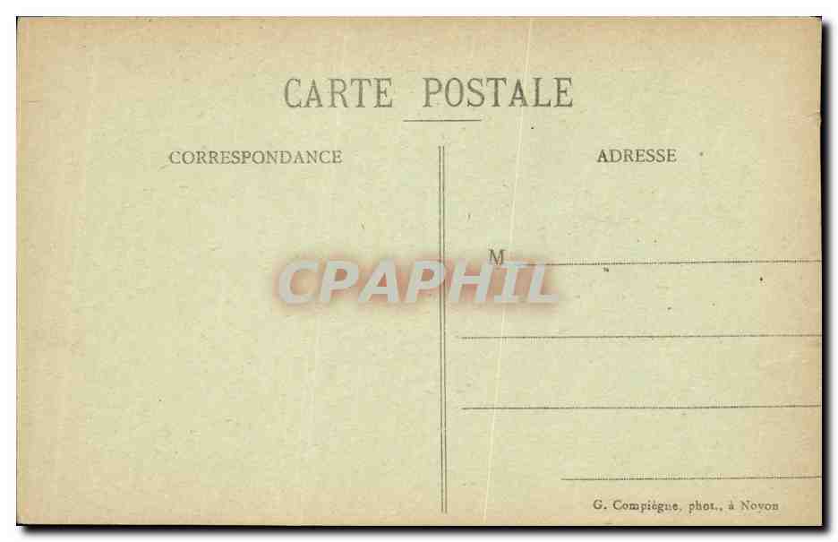 CPA Militaria Noyon apres la Guerre Entree Place St Jacques — Rückseite