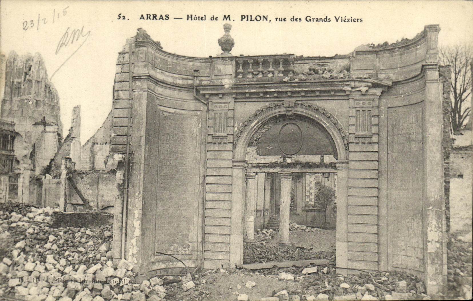 CPA Militaria Arras Hotel de M Pilon Rue des Grands Vieziers