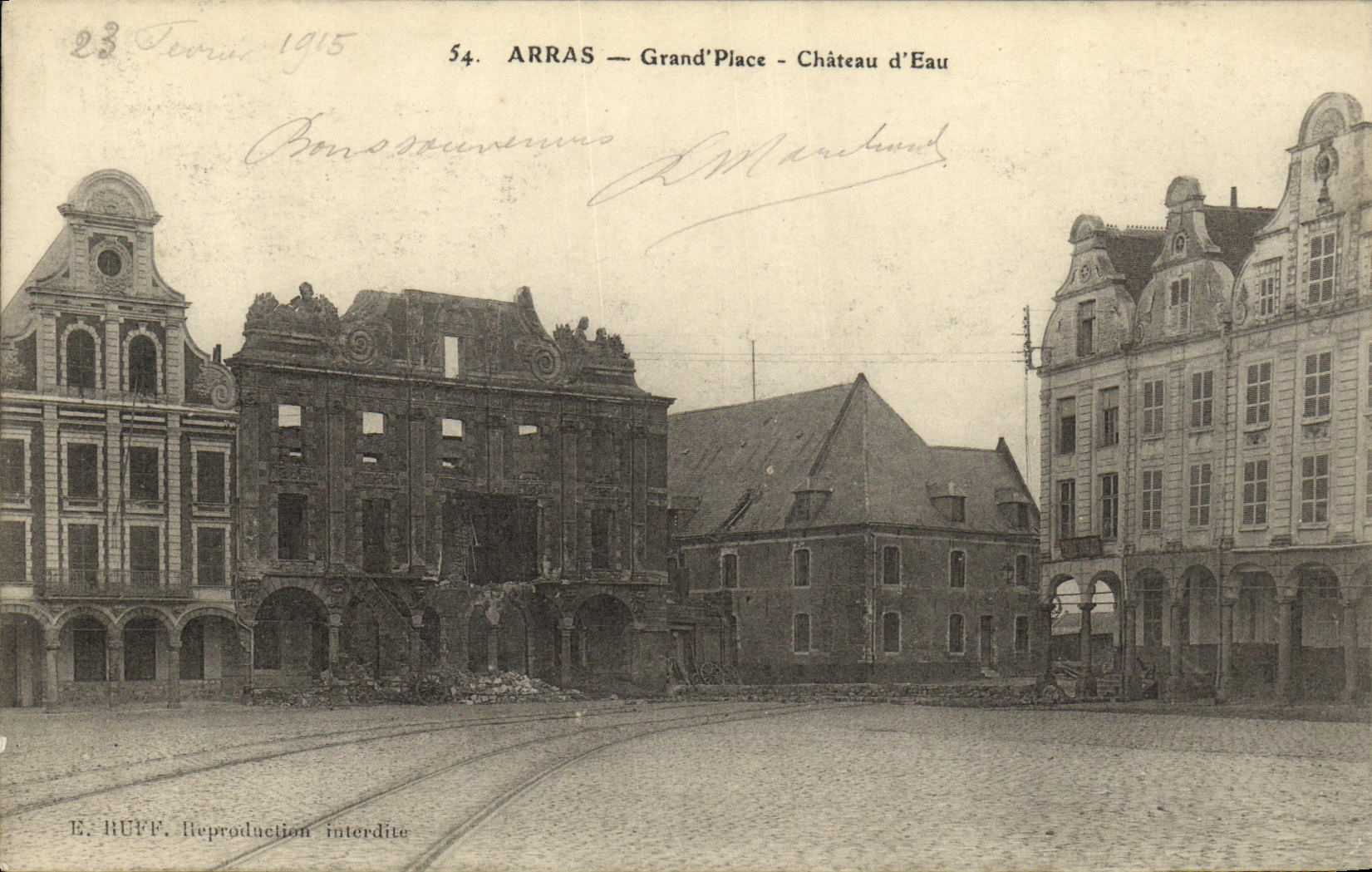 Arras — Grand'Place — Château d'Eau — E. RUFF