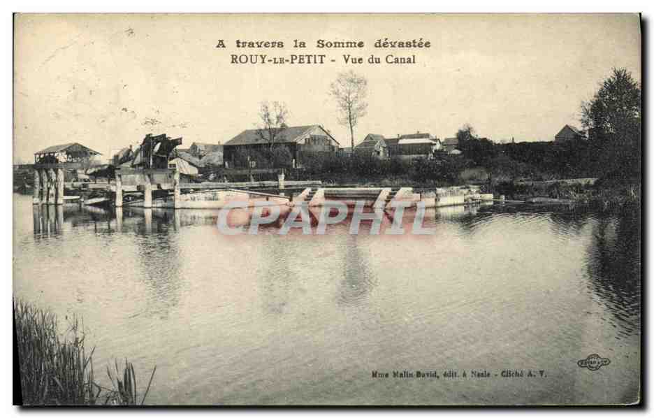 CPA Militaria A Travers la Somme Devastee Rouy Le Petit Vue du Canal