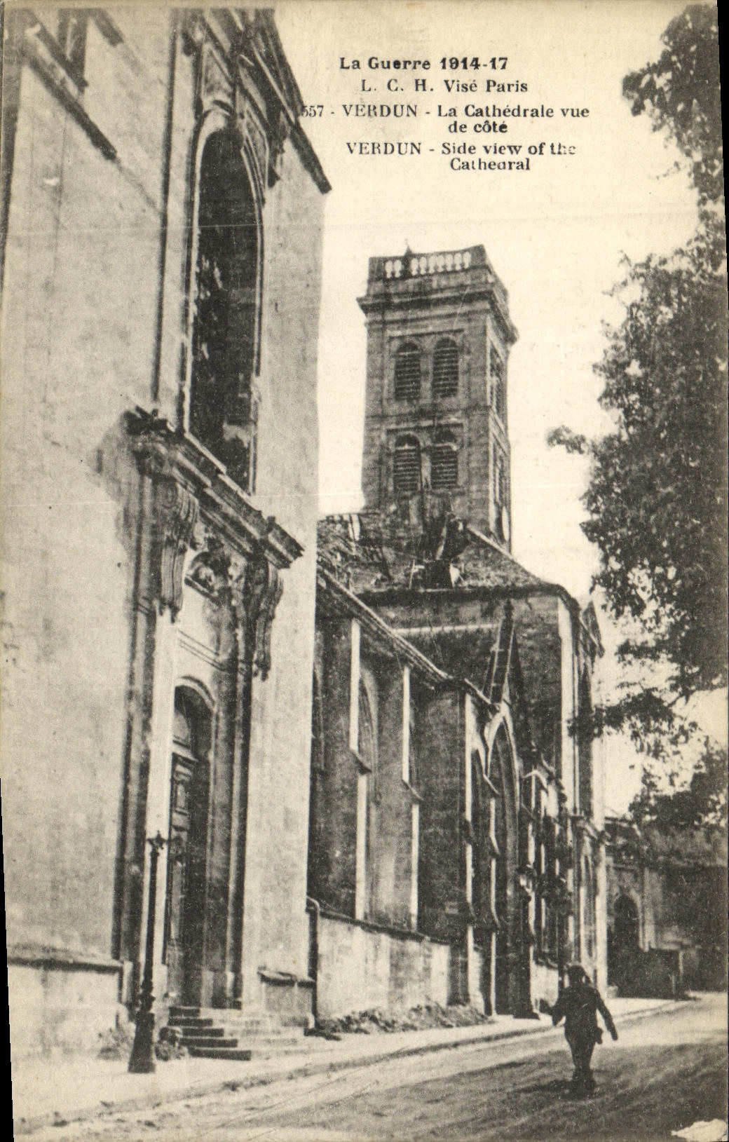 CPA Verdun la cathedrale vue de cote