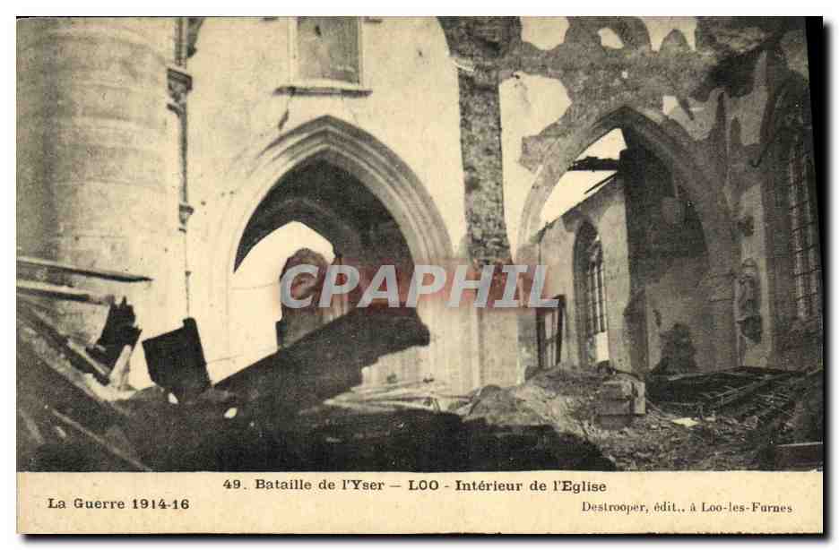 CPA Bataille de l Yser Loo Interieur de l Eglise Militaria