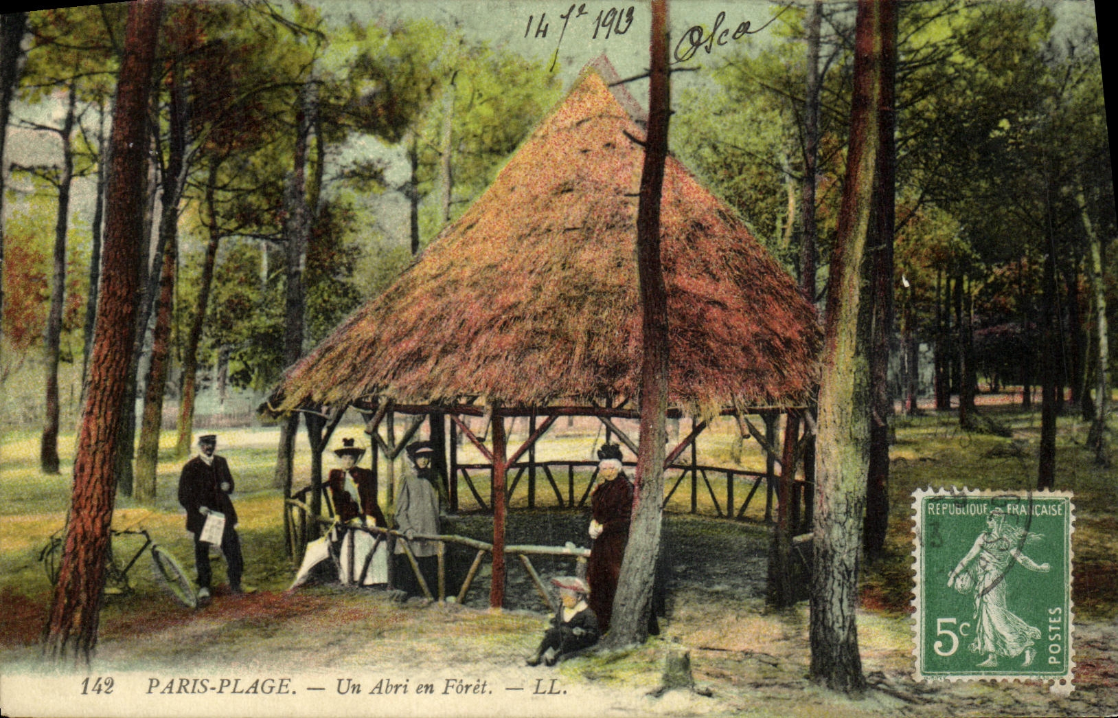 CPA Paris Plage Un Abri en foret