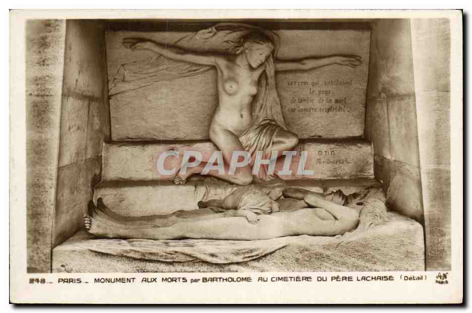 CPA Paris Monument Aux Morts par Bartholome au cimetiere du Pere Lachaise