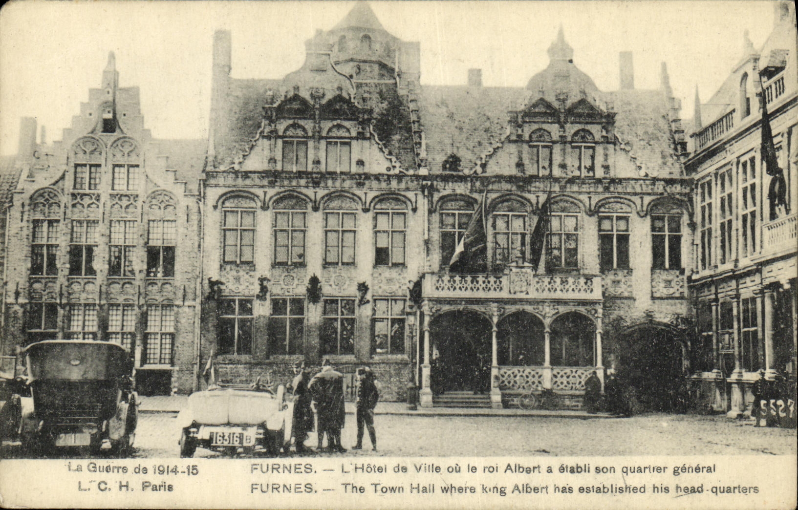 CPA Furnes L Hotel de Ville ou le roi Albert a etabli son quartier general Militaria