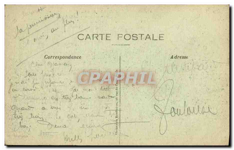 CPA Verdun Au Loin les Tours de la cathedrale Bombardements Militaria — Rückseite