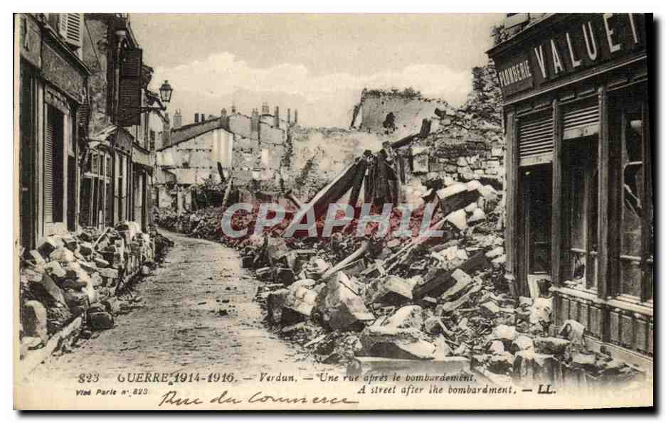Verdun — Eine Straße nach dem Bombenangriff — Vied Parle n°823