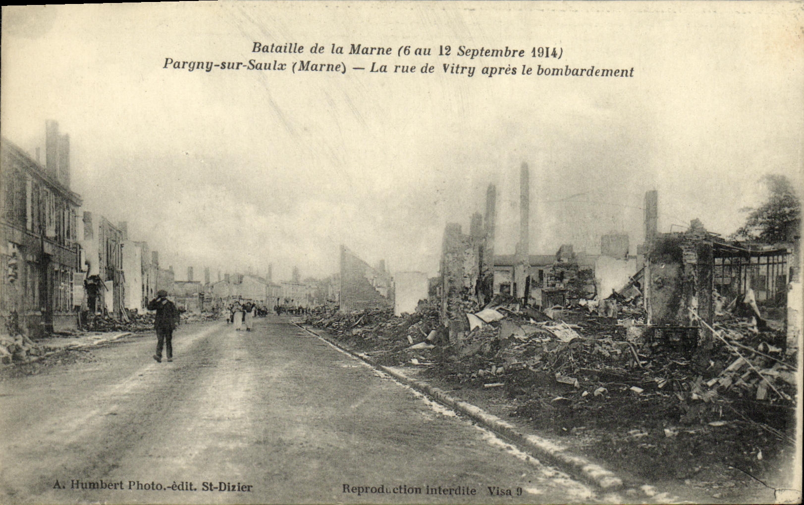 CPA Militaria Pargny sur Saulx La rue de Vitry apres le bombardement 