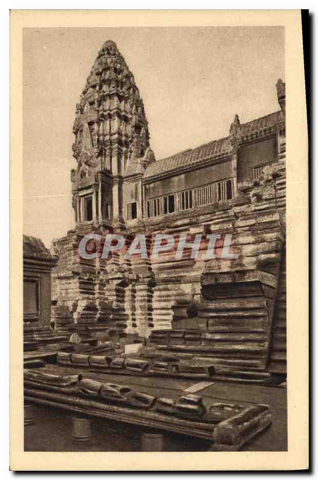 Angkor-Vat — Cour du deuxième étage et Tour Nord-Ouest du Massif Central — L. Crapin, Saigon