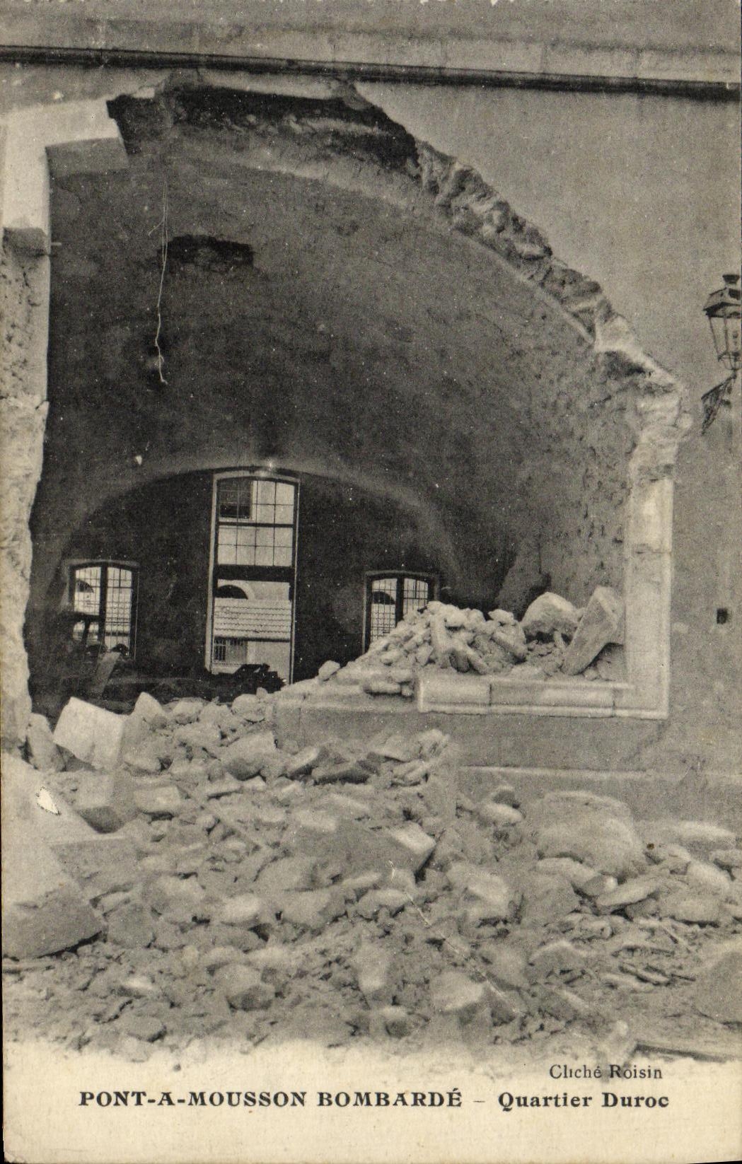 CPA Militaria Pont A Mousson Bombarde Quartier Duroc 