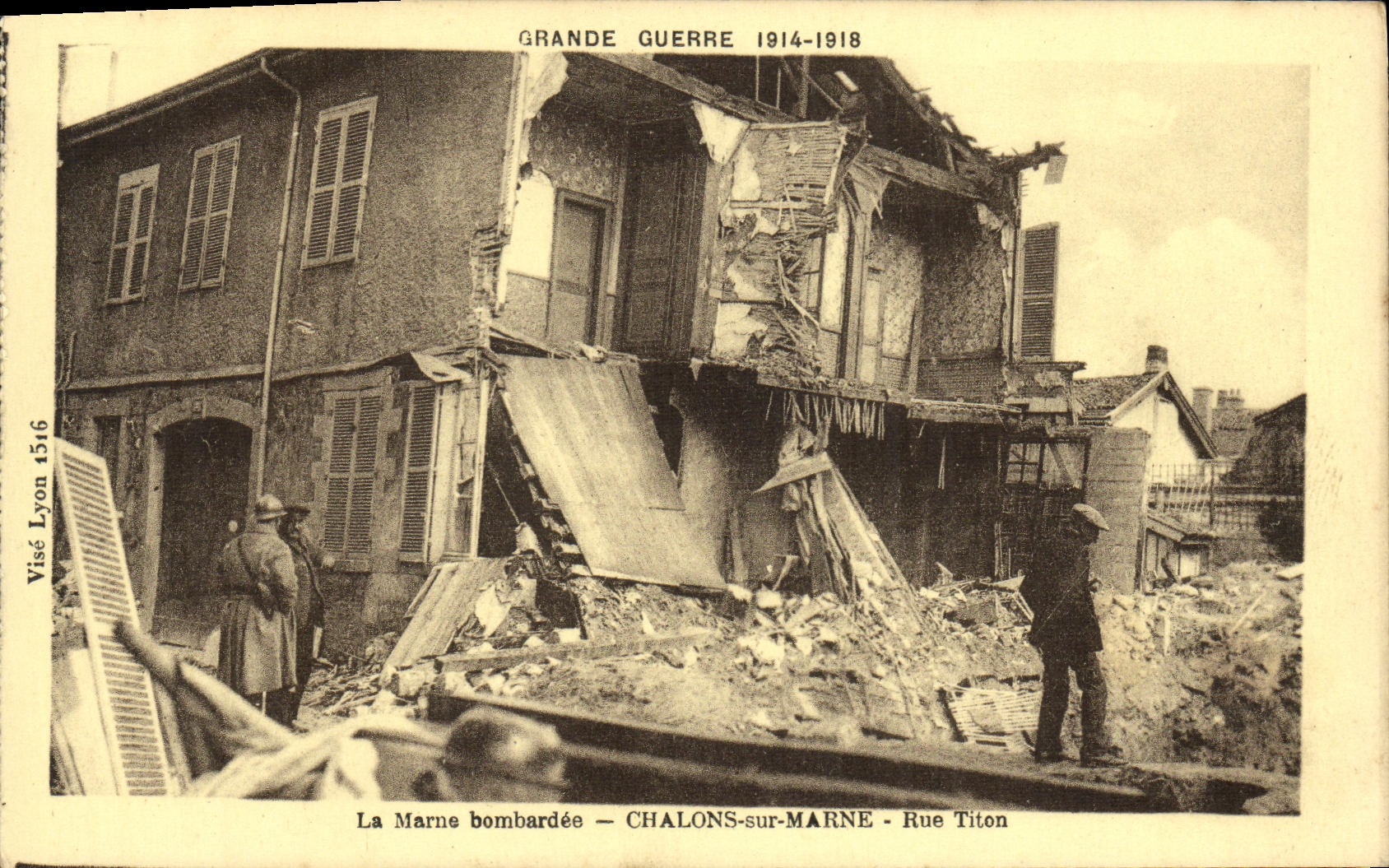 CPA Militaria Chalons sur Marne Rue Titon