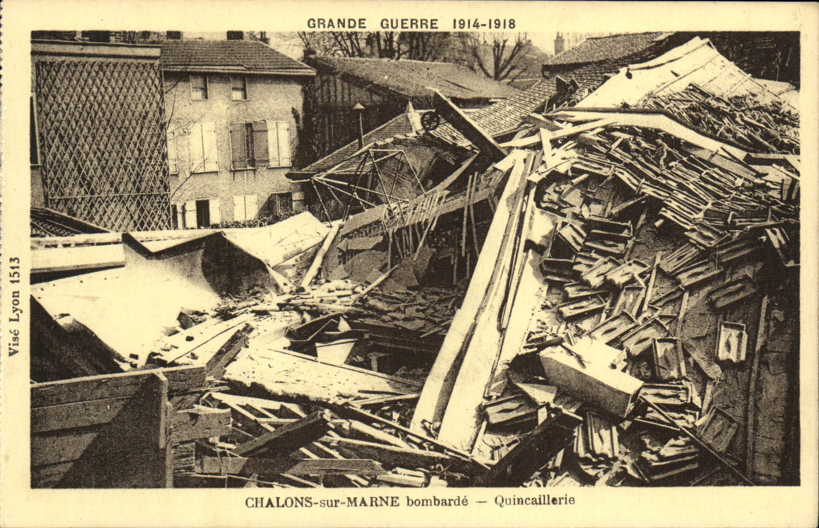 CPA Militaria Chalons sur Marne Bombarde Quincaillerie