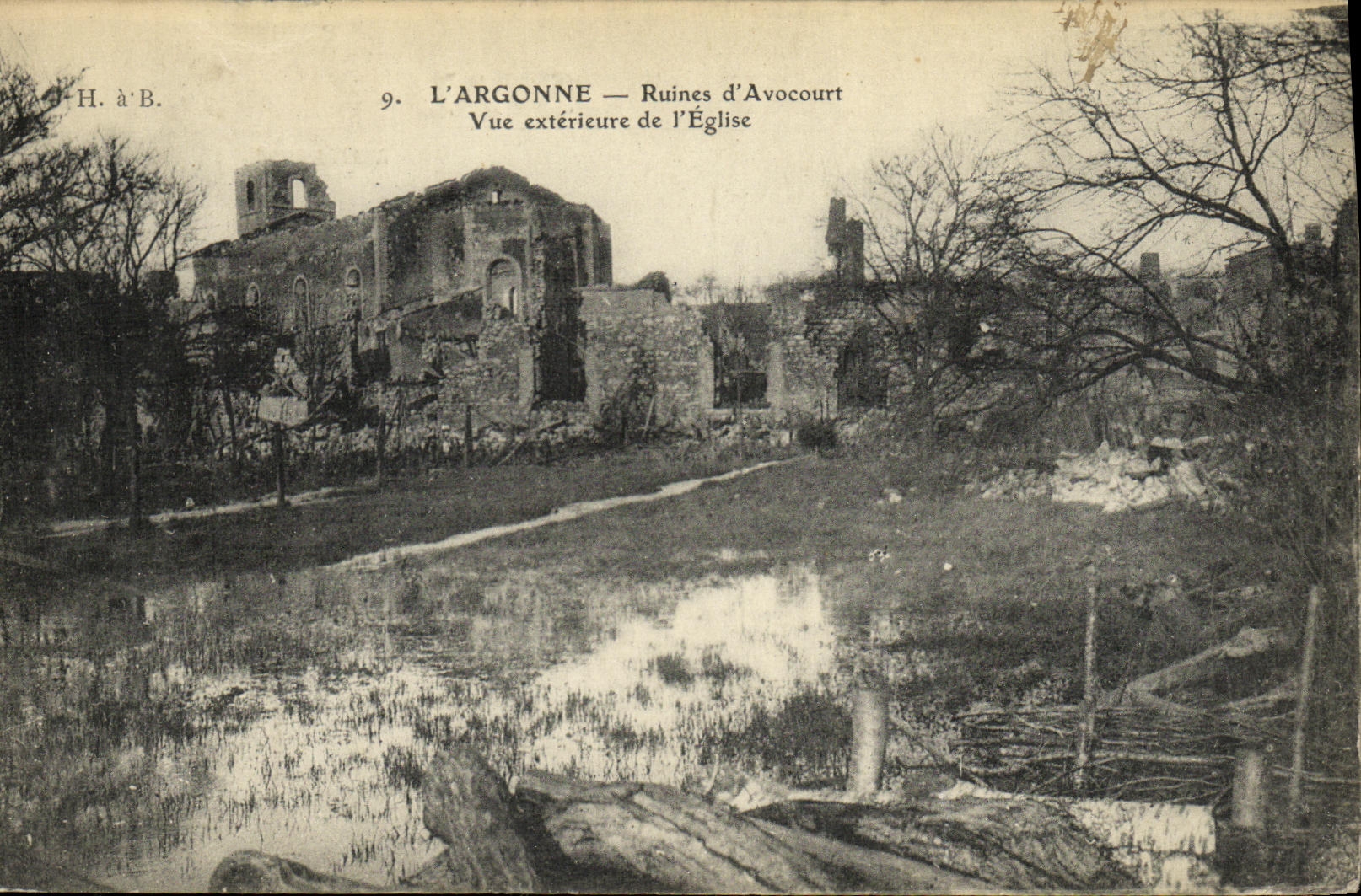 CPA Militaria L Argonne Ruines d Avocourt Vue exterieure de l Eglise