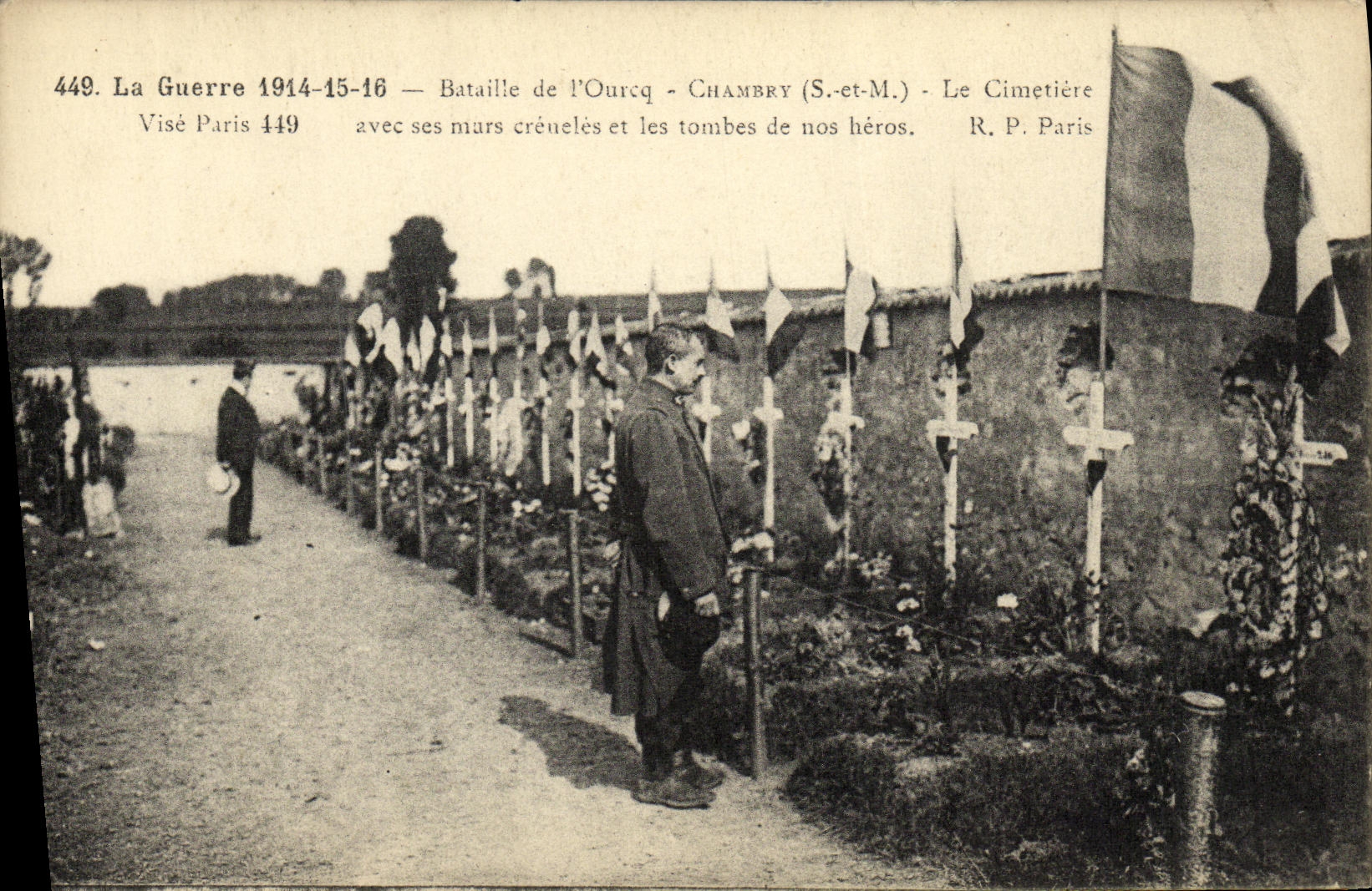 CPA Militaria La Guerre Bataille de l Ourcq Chambry Le cimetiere 