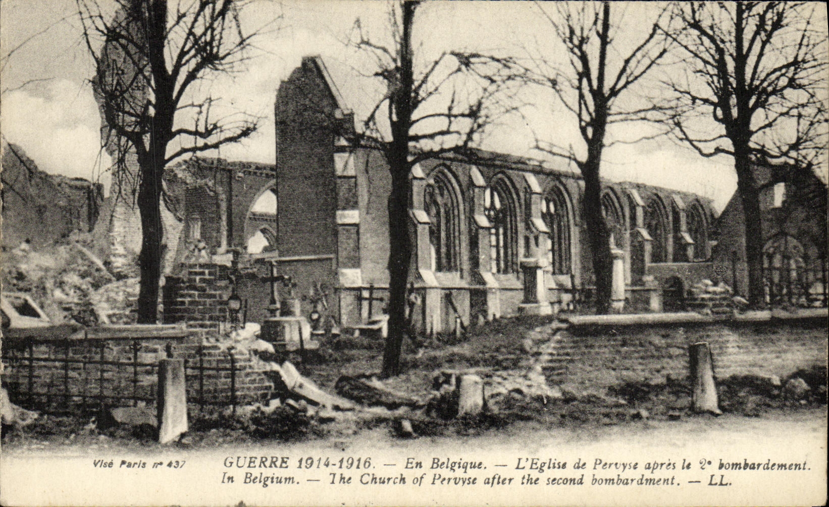 CPA Militaria En Belgique Eglise de Pervyse 