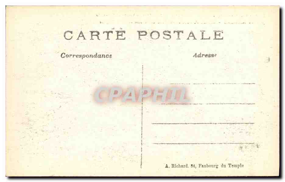 CPA Militaria La Grande Guerre Arras bombarde et inceedie par les Allemands Ruines de l hotel de ville et de son beffroi — Rückseite