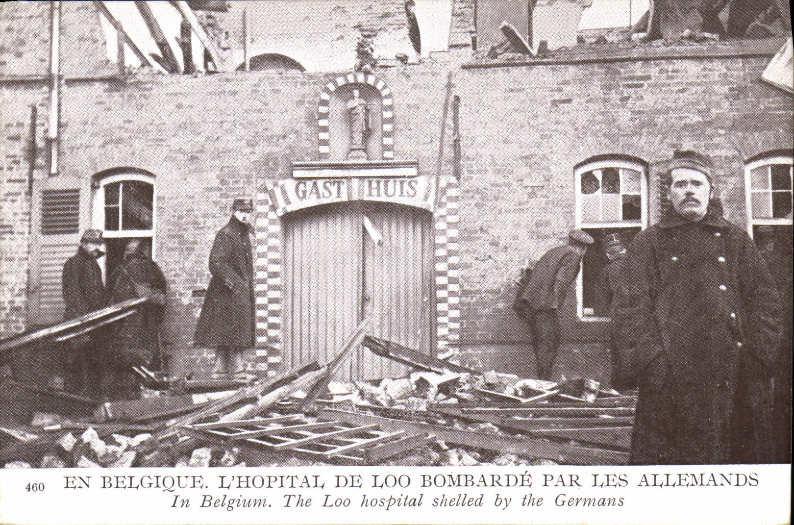 CPA Militaria En Belgique L Hopital de Loo Bombarde par les Allemands