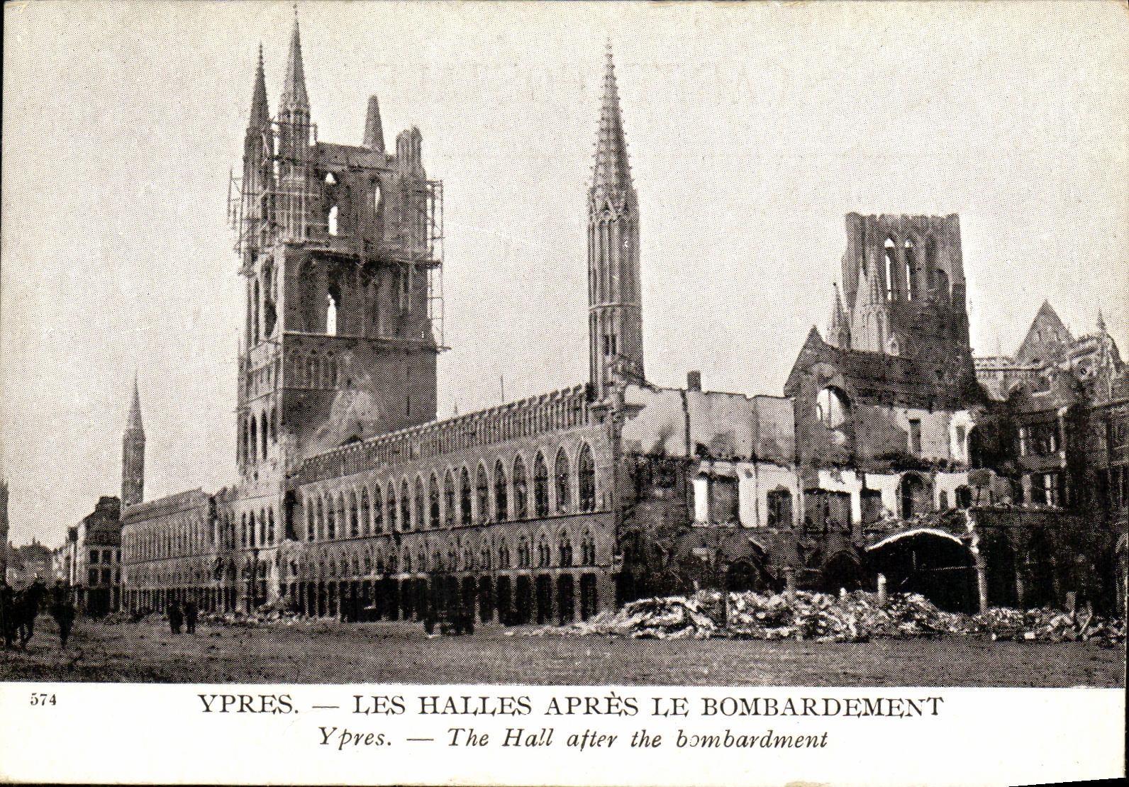 Ypres — Las Halles después del bombardeo — Editor L. Paris, n° 574