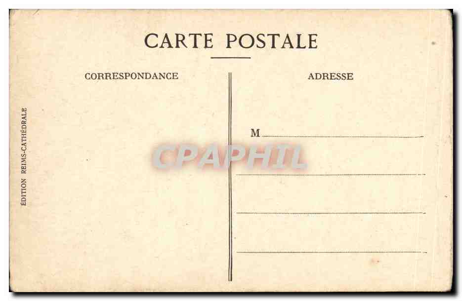 CPA Militaria Reims La Cathedrale apres la guerre — Verso