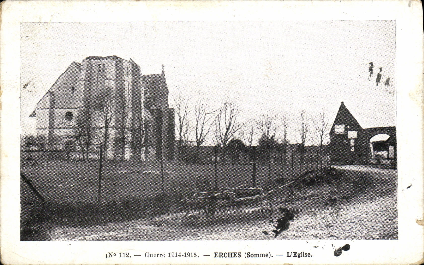 CPA Erches L Eglise Militaria 