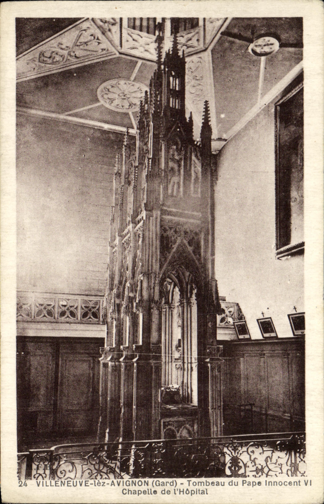 Villeneuve-lès-Avignon (Gard) — Cappella dell'Ospedale — Tomba del Papa Innocenzo VI