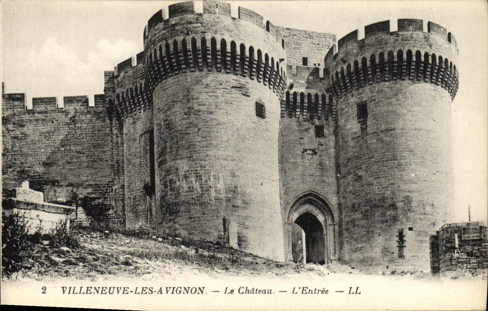Villeneuve-lès-Avignon — Il Castello — L'Ingresso — LL