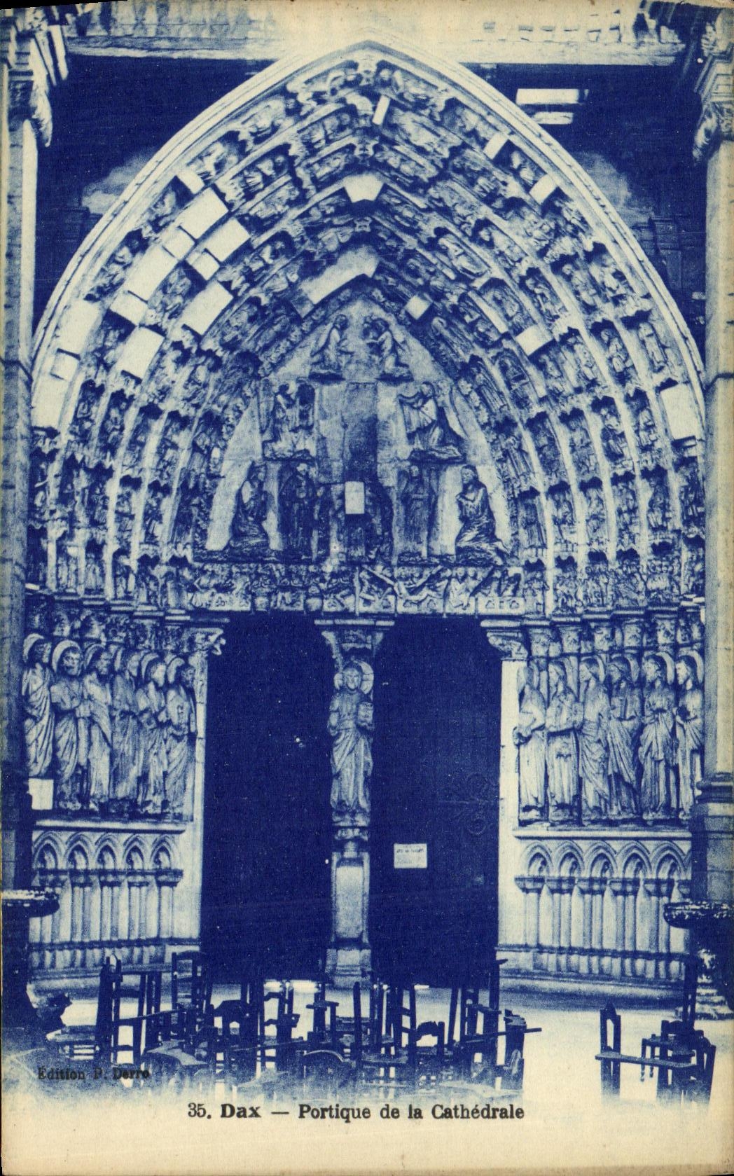 CPA Dax Portique de la Cathedrale