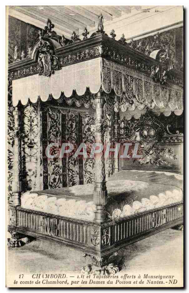 CPA Chambord Le Chateau Lit et tapisseries offerts a Monseigneur le comte de Chambord par les dames du Poitou Nantes