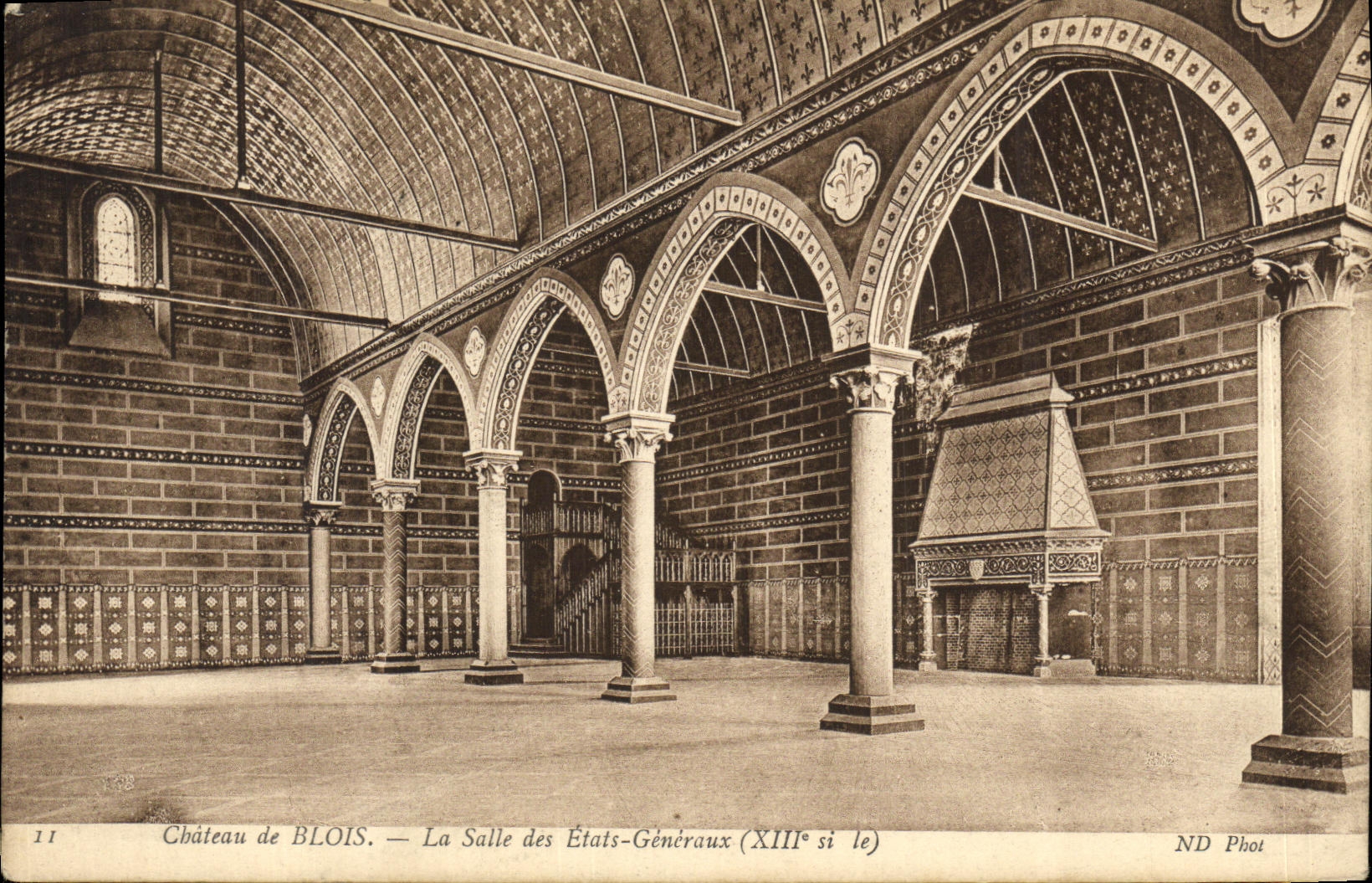 CPA Blois Chateau La Salle des Etats Generaux