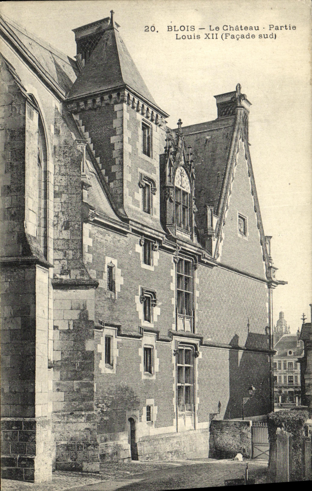 Blois — Le Château. Partie Louis XII (Façade sud)