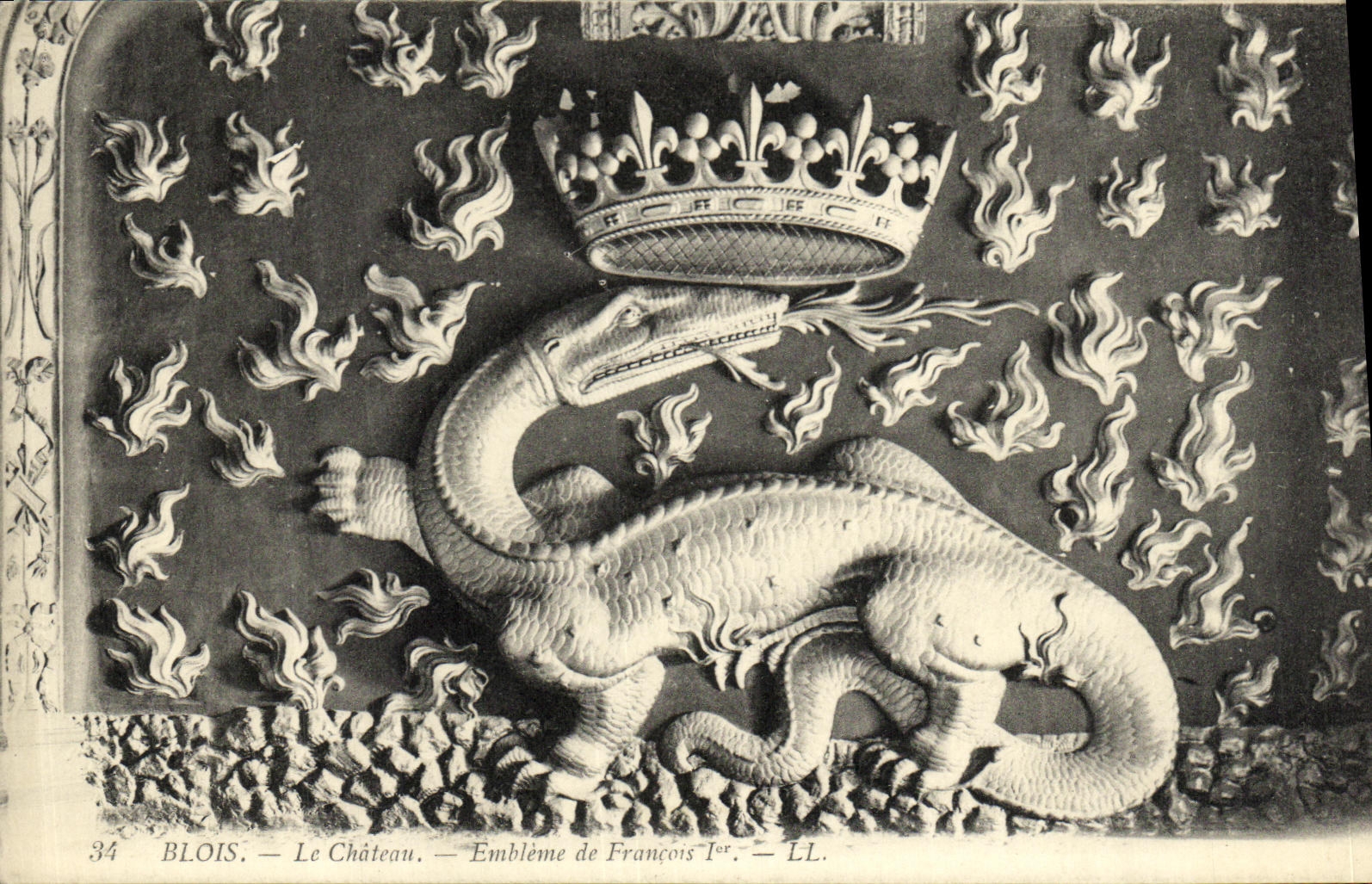 Blois — Le Château — Emblème de François Ier — LL.