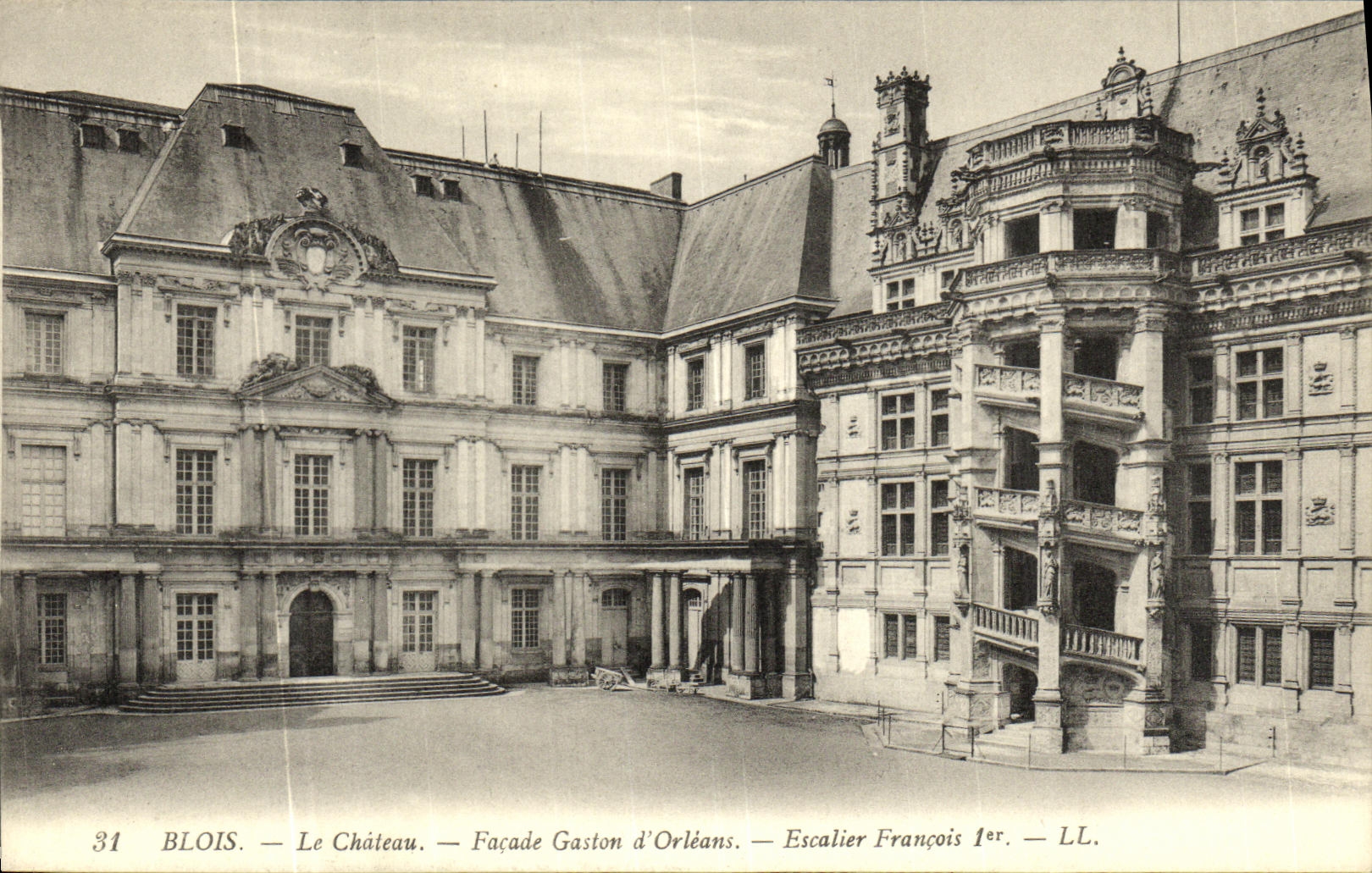 CPA Blois Le Chateau Facade Gaston d Orleans Escalier Francois 1er