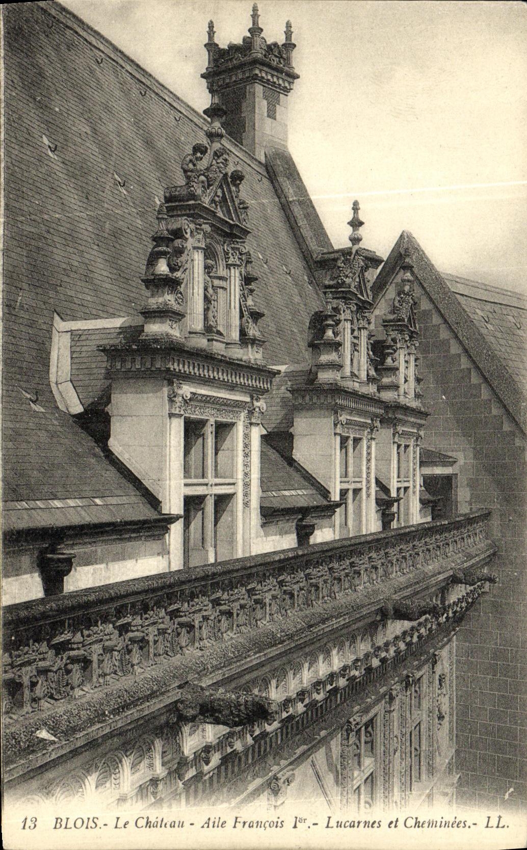 Blois - Le Château - Aile François Ier - Lucarnes et Cheminées - LL