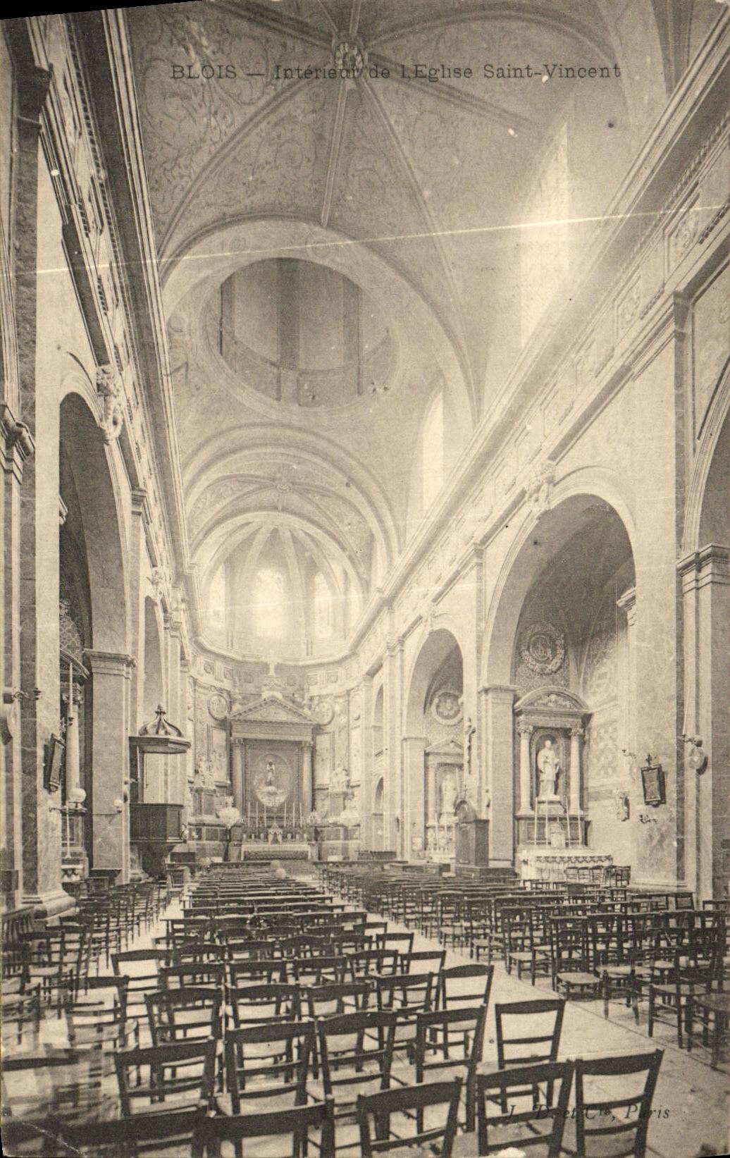 CPA Blois Interieur de L Eglise Saint Vincent