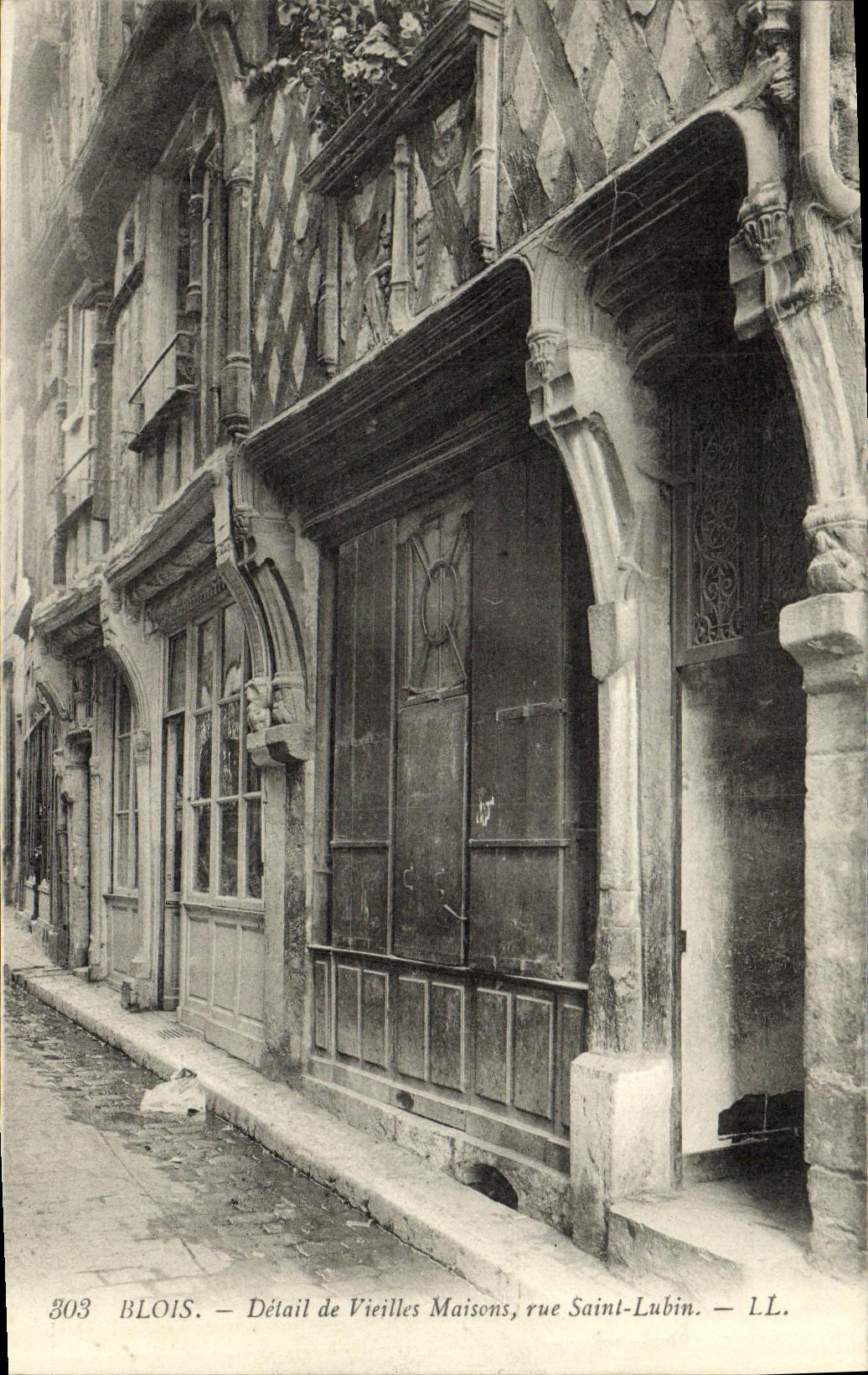 CPA Chateau de Blois Detail de Vieilles Maisons rue Saint Lubin