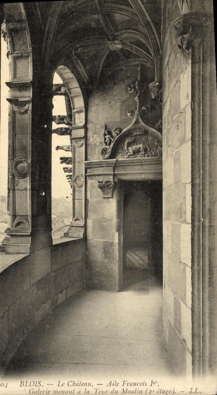 Blois — Le Château — Galerie menant à la Tour du Moulin (2e étage) — Aile François 1er — LL.04