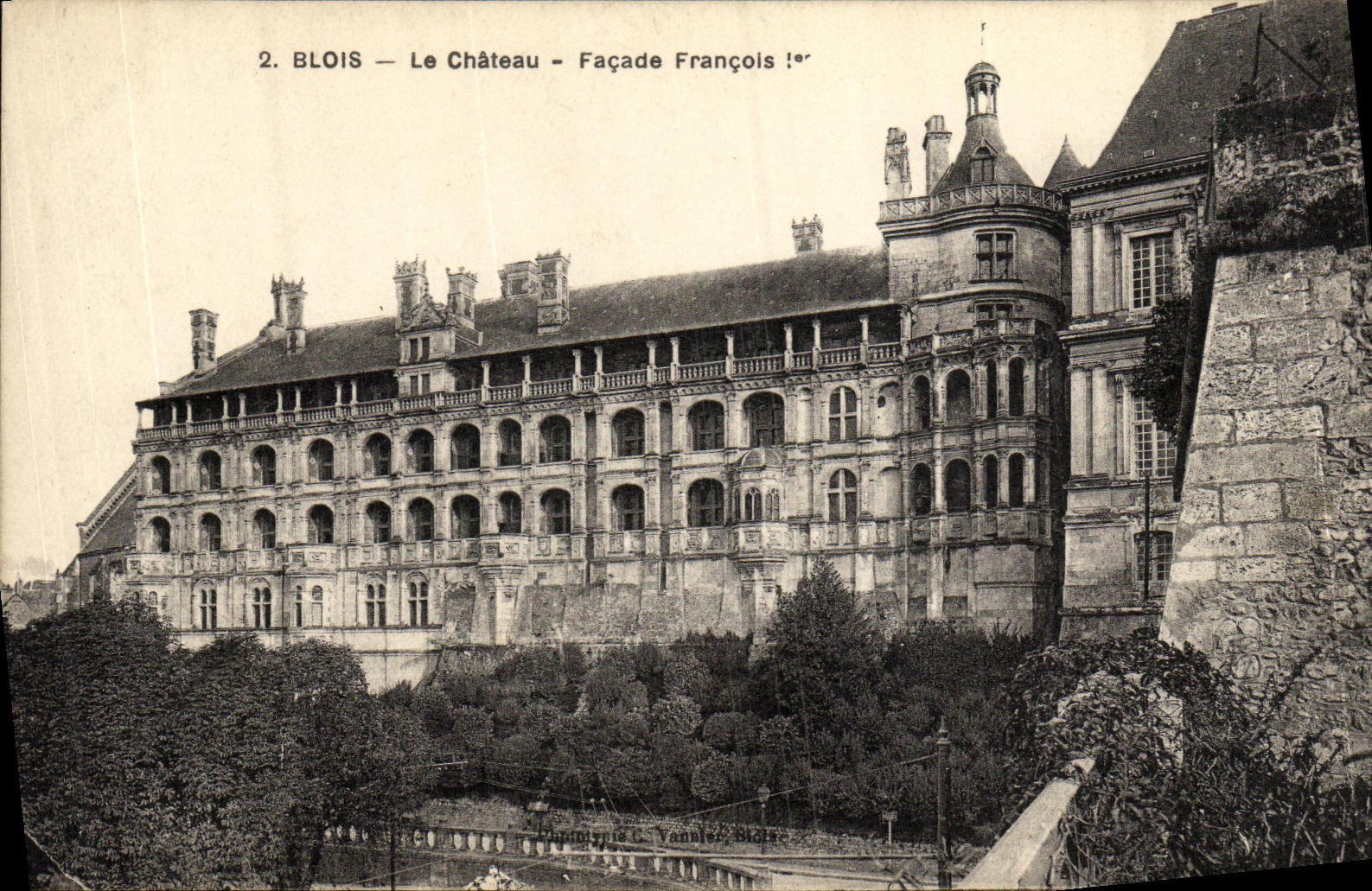 Blois — Le Château — Façade François !er — C. Vannier, Blois