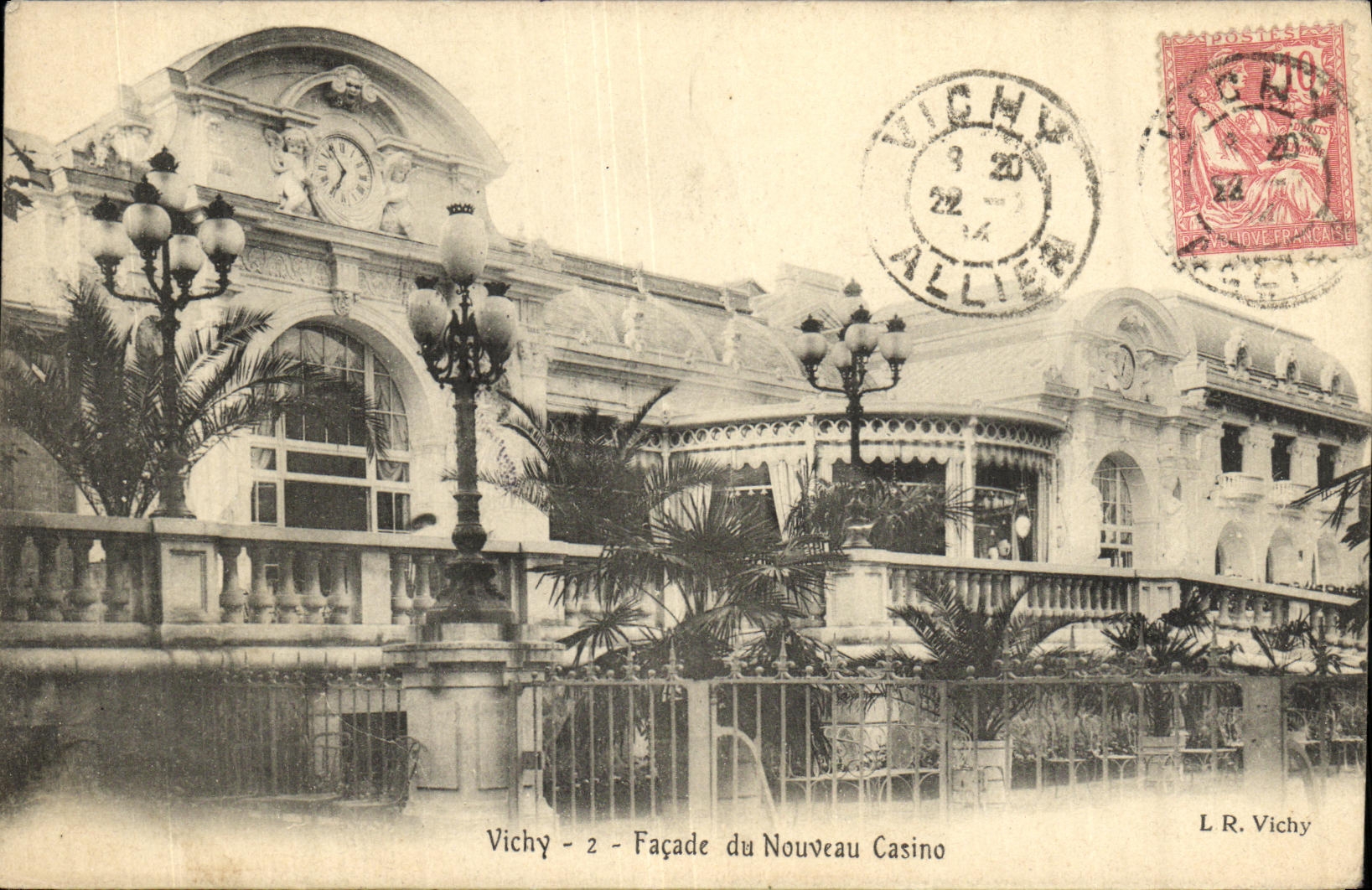 CPA Vichy Facade du Nouveau Casino
