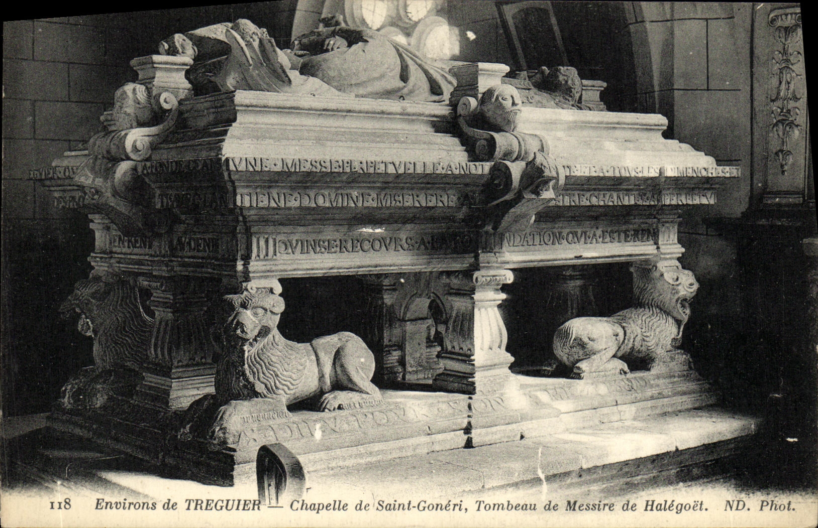 Environ de TREGUIER — Chapelle de Saint-Gonéri, Tombeau de Messire de Halégoët — ND. Phot. n°118