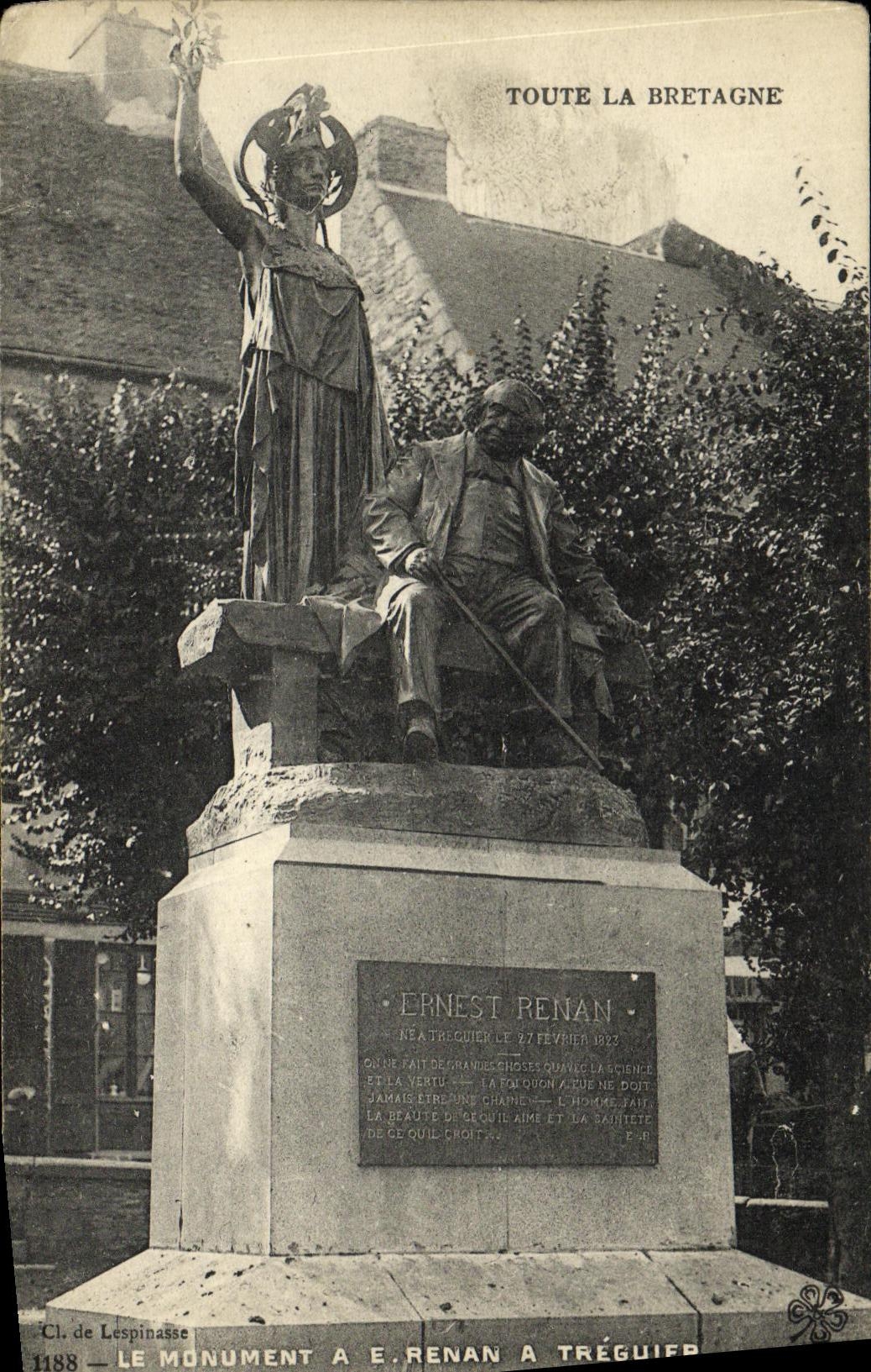 CPA Treguier Le monument A Renan a Treguier 