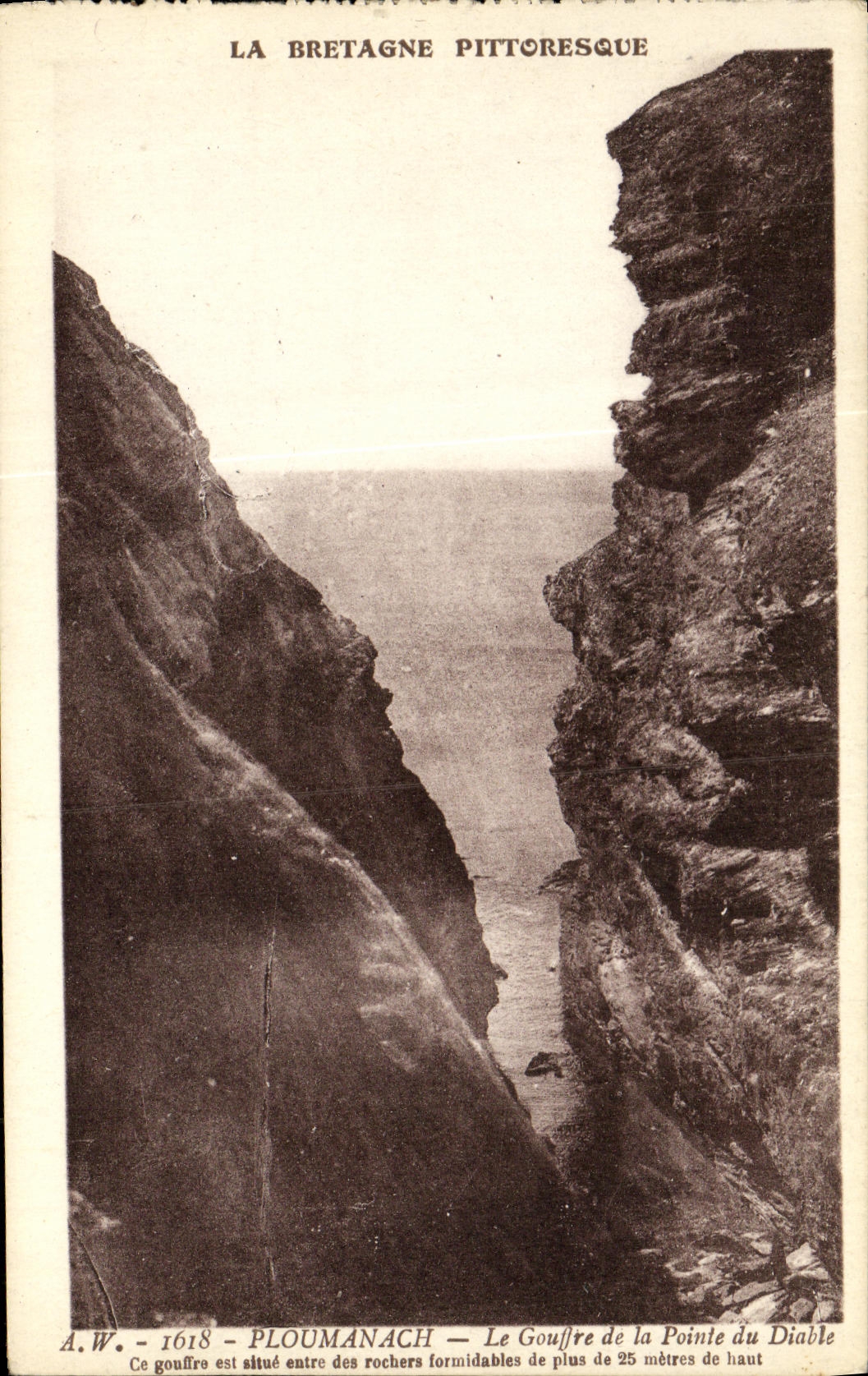 La Bretagne pittoresque — Le Gouffre de la Pointe du Diable à Ploumanach — A.W. 1618